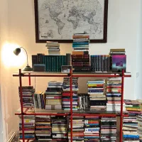 استند فلزی