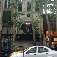 اجاره 240 متر تجاری بر ولیعصر پارک وی