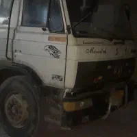 کامیون کشنده تی ۳۰۰مدل ۸۵