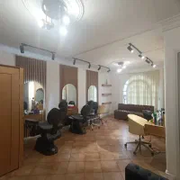 کرایه میز ناخن و تخت(مژه و فشیال)صندلی(رنگ و کوپ)‌