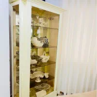 بوفه و ساعت قدی