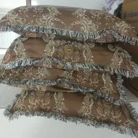 فروش ۴ عدد بالشت همراه با روکش ۲میلیون
