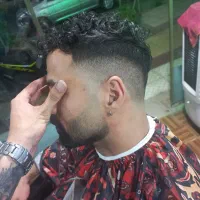 اموزش ارایشگری.