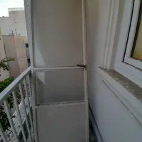 درب آهنی سنگین و پنجره