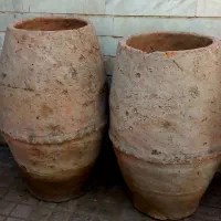 ۳ عدد کوزه خیلی قدیمی