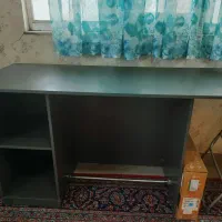 میز کامپیوتر - تحریر در حد نو