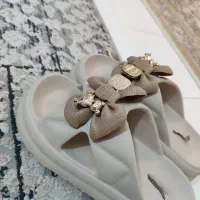 روفرشی|روفرشی|گلستان (تهران), |دیوار