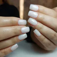 کاشت ناخن منیریه ، ترمیم ناخن ،لمینت، پدیکور، ژلیش