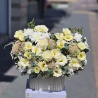 باکس گل دلنواز کد ۱۷۰۴ گلاریس