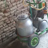 دستگاه شیردوش