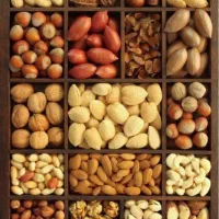 استخدام نیرو در آجیل فروشی
