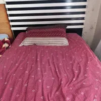 تخت کمد میز آرایش