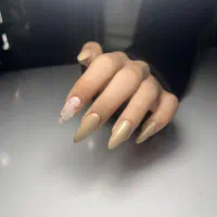 کاشت ناخن کیاشهر