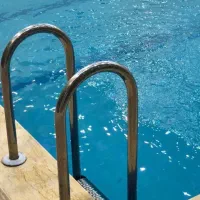 آموزش حرفه ای شنا کودکان و بانوان