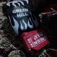 ست کامل ووشو فقط دست کش و رو پا استفاده شده