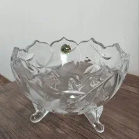 شکلات خوری و شیرینی خوری