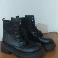 نیم بوت سایز ۳۵مشکی