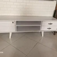 میز تلوزیون در حد نو