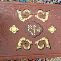 سه عدد کتاب ادبی