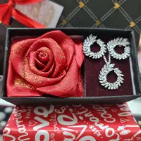 نیمست هدیه گل رز عشق و حلقه عشق