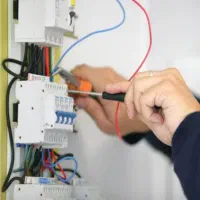 برقکار