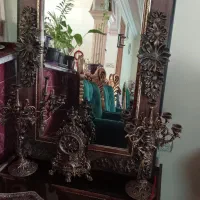 آینه و شمعدان