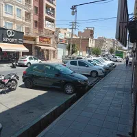 ویلایی دو طبقه با پارکینگ و 140متر تجاری
