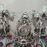 ساعت و شمعدان