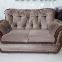 به علت تغیر دکوراسیون۳ عدد میز ست ۱۵