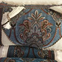 هشت عدد بالشت هشت عدد پشتی قیمت 16 میلیون