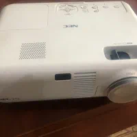 پرده نمایش و ویدئو پروژکتور NEC