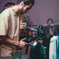 تولید محتوا فیلم برداری و عکاسی ادمینی