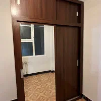 کمد دو در جادار و سالم، آینه‌دار