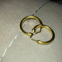 گوشواره طلا محکم