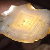 سنگ حقیق