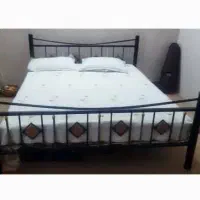 تخت خواب دو نفره آهنی