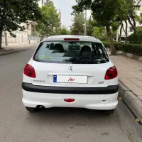 ۲۰۶ تیپ ۵ مدل ۹۹ در حد صفر