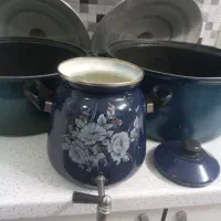 دو عدد قابلمه و کتری شیر دار