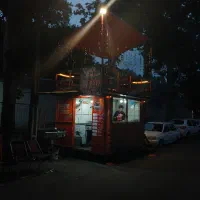 همکار ساده جهت کار در فست‌فود