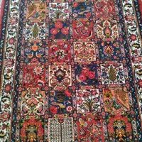 قالیچه دستباف طرح چالشتر. مناسب جهیزیه. کادویی.