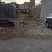 زمین دارای سند