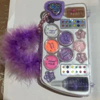 لوازم آرایشی بهداشتی بچگونه