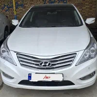 آزرا 2014 کارکرد 47 هزار تا  در حد صفر  یک برگ سند