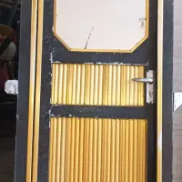 درب سرویس بهداشتی