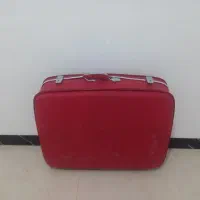 چمدان قدیمی