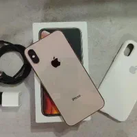 ایفونiPhone XS لاکاغذی