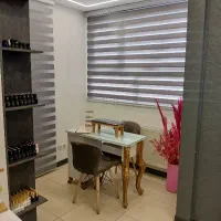 اجاره میز ناخن