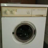 ماشین لباسشویی ۵ کیلویی AEG
