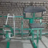 فروش چند عدد میز بدنسازی