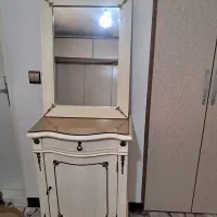 کنسول میز و ایینه